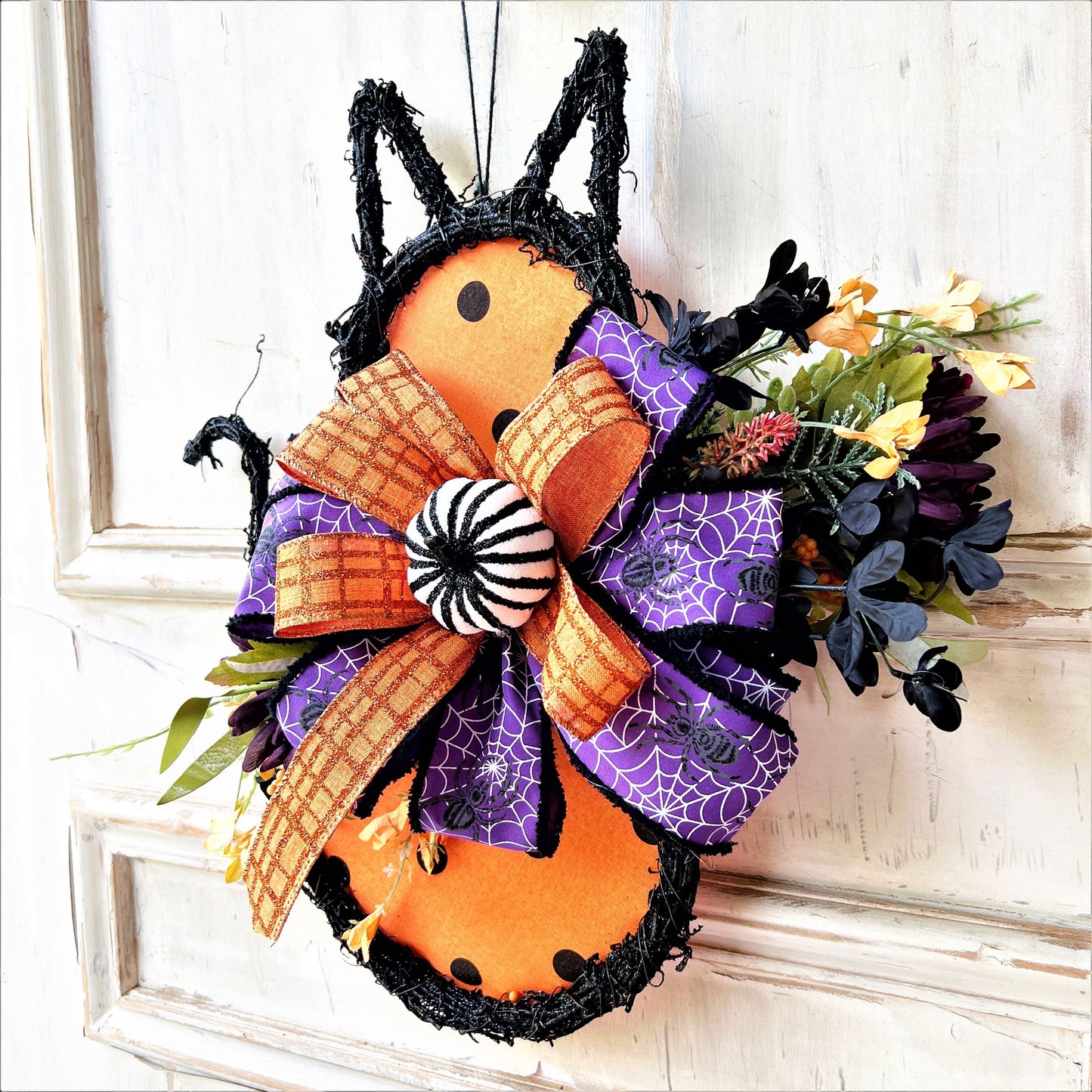 Halloween Cat Wreath, Halloween Cat Door Hanger, Halloween Wreath, Cat Wreath, Halloween Decor, Orange Wreath, Fall Porch Decor,