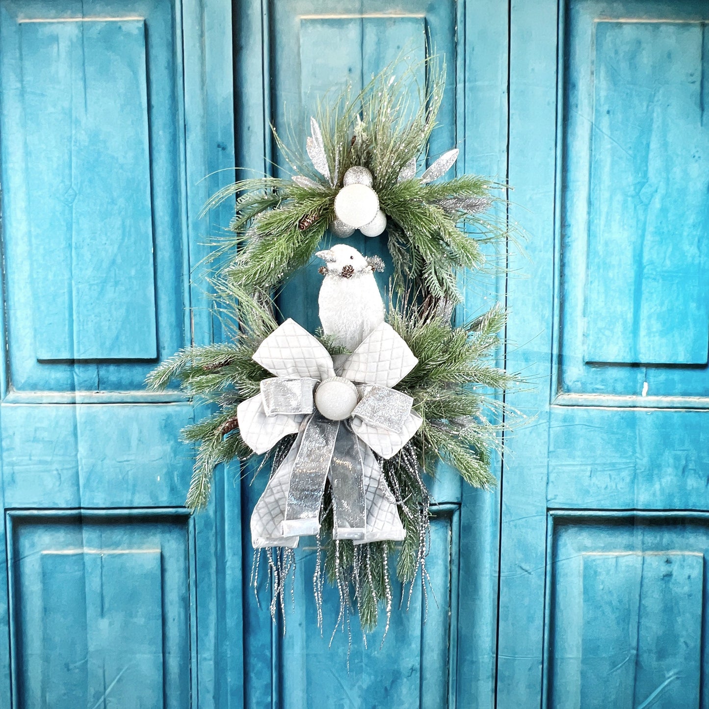 Christmas Wreath for Front Door, Holiday Penguin Swag, Christmas Decoration, Elegant Winter Wreath, Winter Wonderland Decor, Penguin Decor