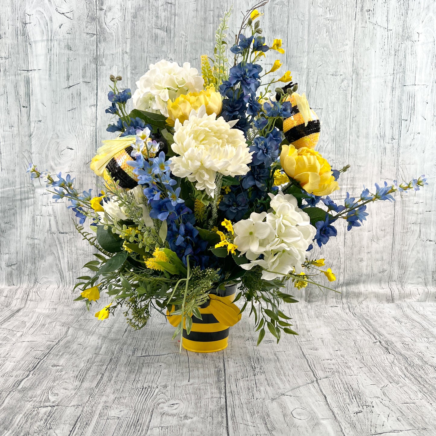 Spring Bumblebee Floral Arrangement, Summer Bumblebee Centerpiece, Bee Table Centerpiece, Mothers Day Gift, Yellow and Blue Arrangement