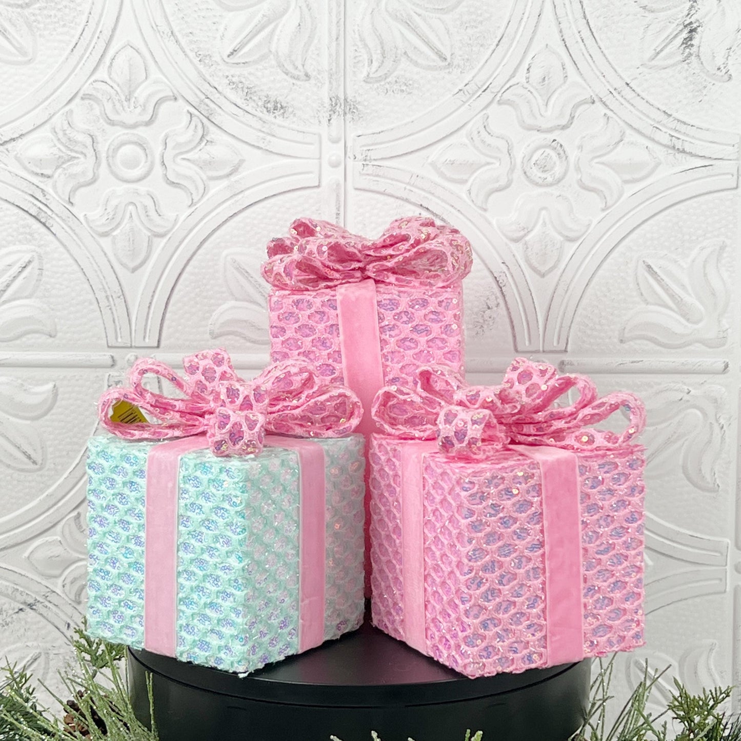 Sequined Faux Gift Box – Pink & Mint Christmas Wreath Attachment, DIY Holiday Decor Accent, Pastel Velvet Ribbon Box for Centerpieces