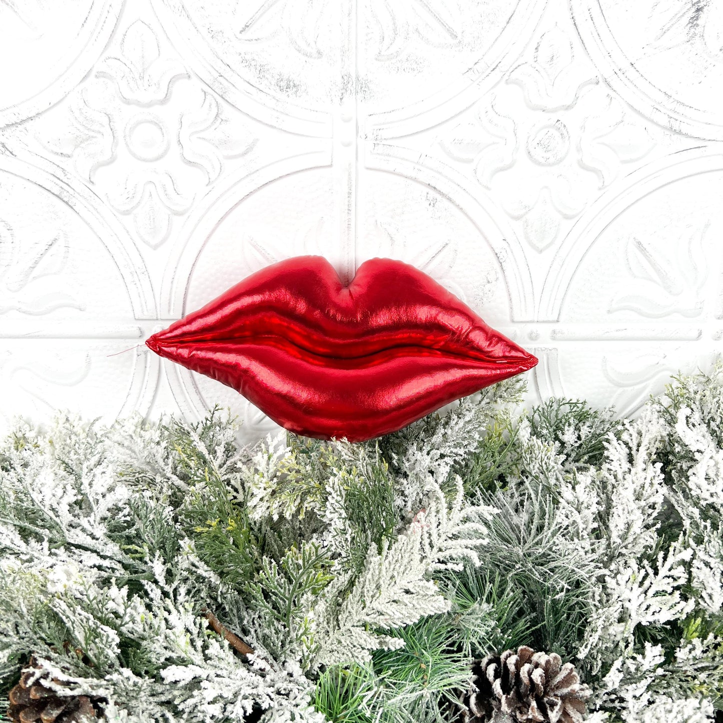 Plush Red Lip Ornament, Metallic Lip Decor, Designer Valentine Accent, Holiday Wreath Attachment, Glam Tree Decoration, Romantic Home Decor
