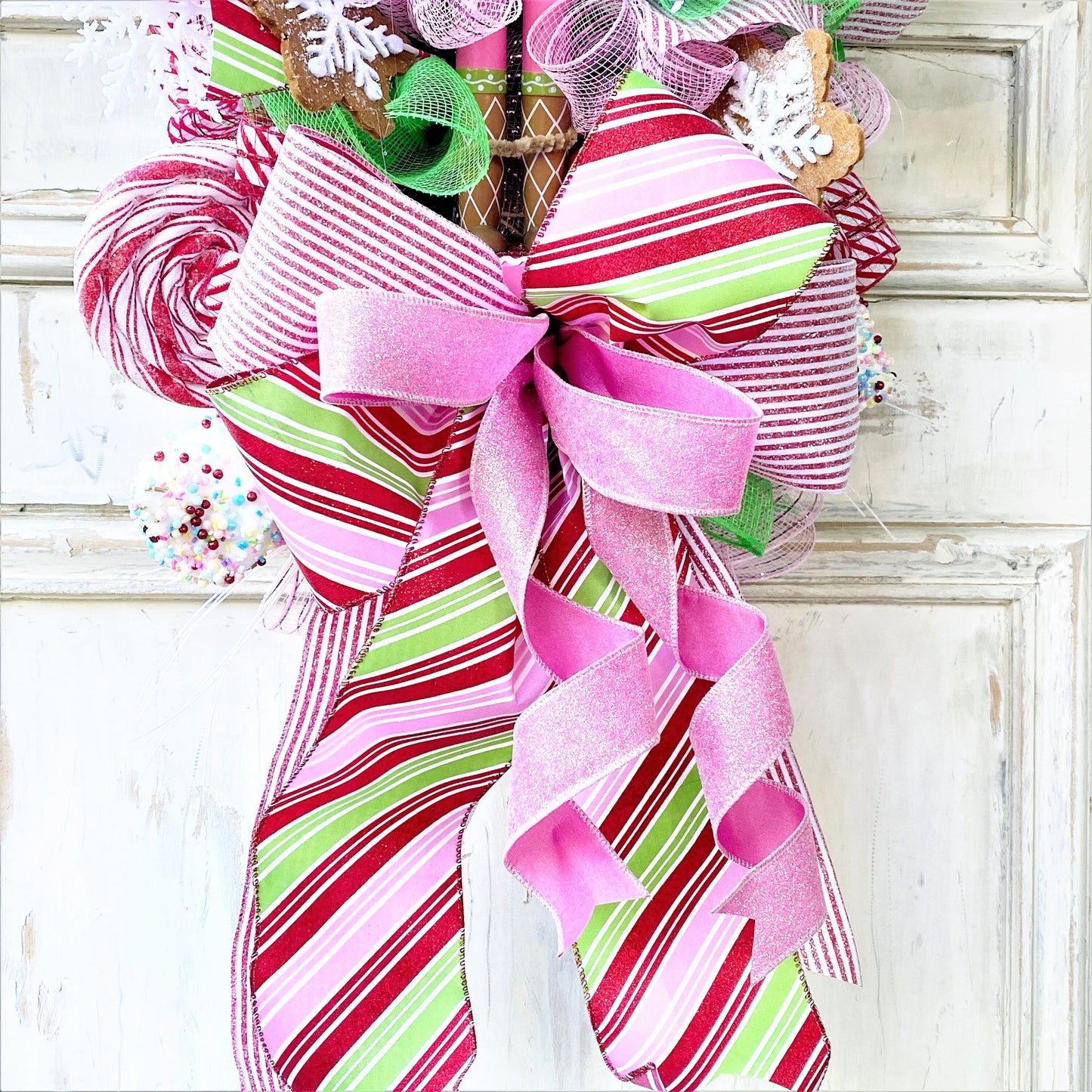 Nutcracker Swag, Christmas Nutcracker Swag, Christmas Wreath, Holiday Nutcracker Decor, Winter Wreath, Nutcracker Decor, Gingerbread Decor