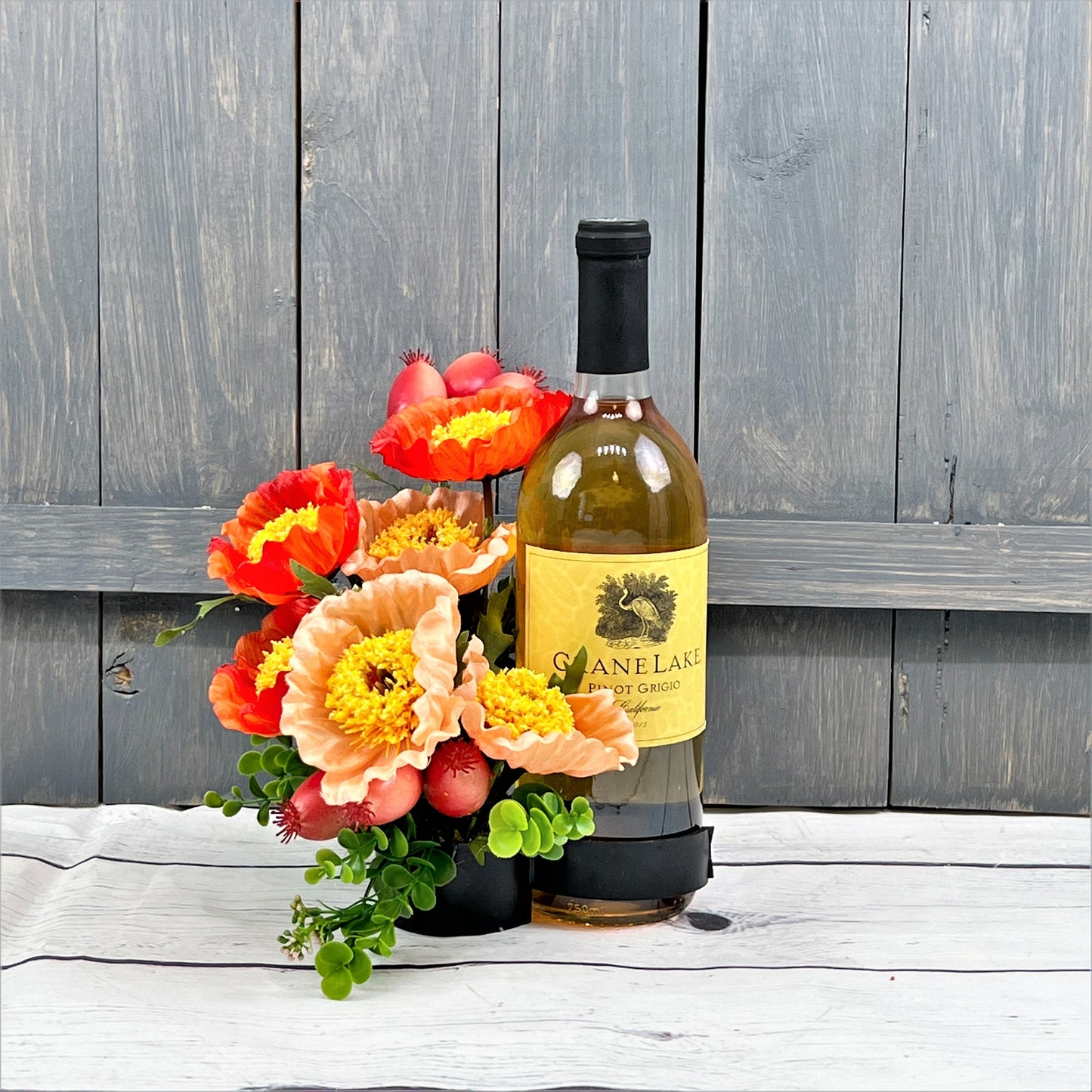 Wine Bottle Bouquet, Floral Arrangement for Wine Bottle, Wine Lover Gift, Wine Tasting Decor, Wedding Centerpiece, Floral Bottle Bouquet