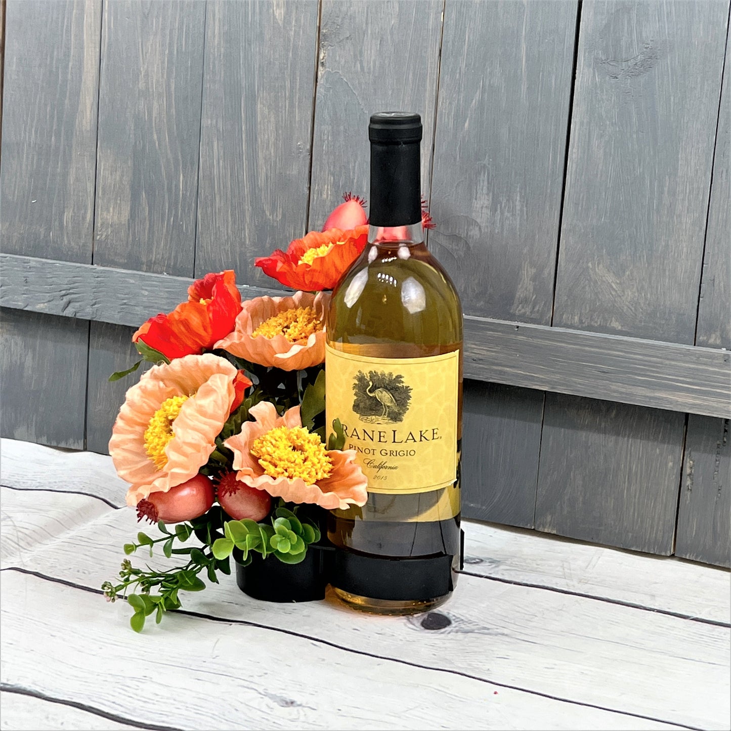 Wine Bottle Bouquet, Floral Arrangement for Wine Bottle, Wine Lover Gift, Wine Tasting Decor, Wedding Centerpiece, Floral Bottle Bouquet